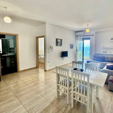 סרנדה 4 Seasons Sea View Apartment מראה חיצוני תמונה