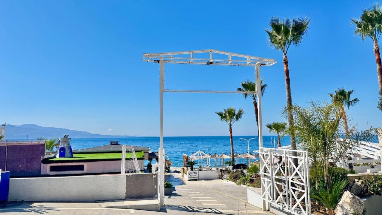 סרנדה 4 Seasons Sea View Apartment מראה חיצוני תמונה