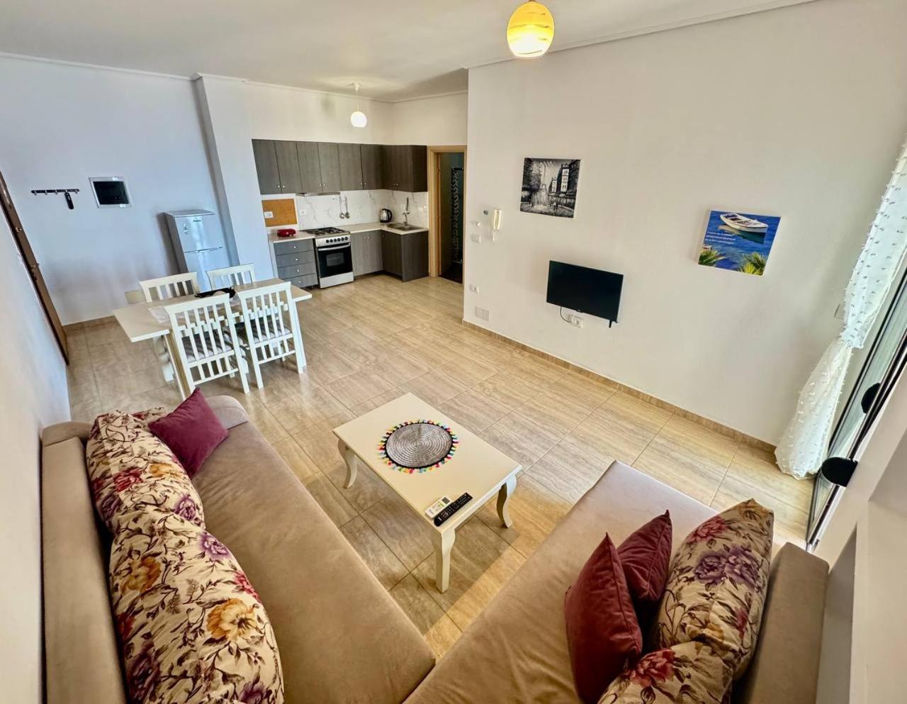 סרנדה 4 Seasons Sea View Apartment מראה חיצוני תמונה