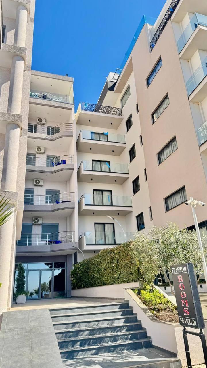 סרנדה 4 Seasons Sea View Apartment מראה חיצוני תמונה